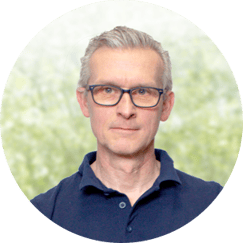 Den Überblick für Unternehmen zu unseren Lösungen für alle Bereiche und Prozesse, um Ihren Alltag zu erleichtern, hat unser Mitarbeiter Rolf